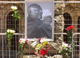 Décès de Desmond Tutu : les dirigeants du monde entier témoignent