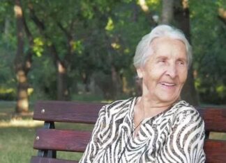 A 74 Ans, Elle Dit « Adieu » à Son Diabète.Voici son Histoire…