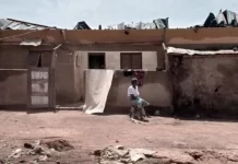 A Karala, un village situé dans la région du Folon, une quarantaine d’habitants ont été désabrités par de violents vents qui ont soufflés la localité dans la nuit du lundi 2 au mardi 3 mai 2022.