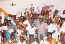 Fête des mères à Sakassou : Plus de 100 femmes honorées par un cadre du département