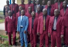 Les encadreurs pédagogiques de Katiola se dotent d’un nouvel uniforme vestimentaire