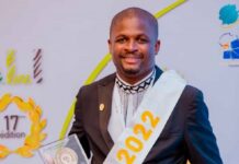 Le DG du BNETD félicite le lauréat du prix du meilleur Africain du secteur de l’équipement médico-technique